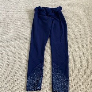 Lululemon compression leggings Size 8